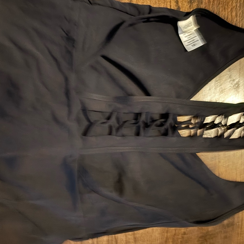 L*Space Black One Piece Swimsuit w/ gorgeous Back SOLID BLACK timeless - Picture 8 of 8